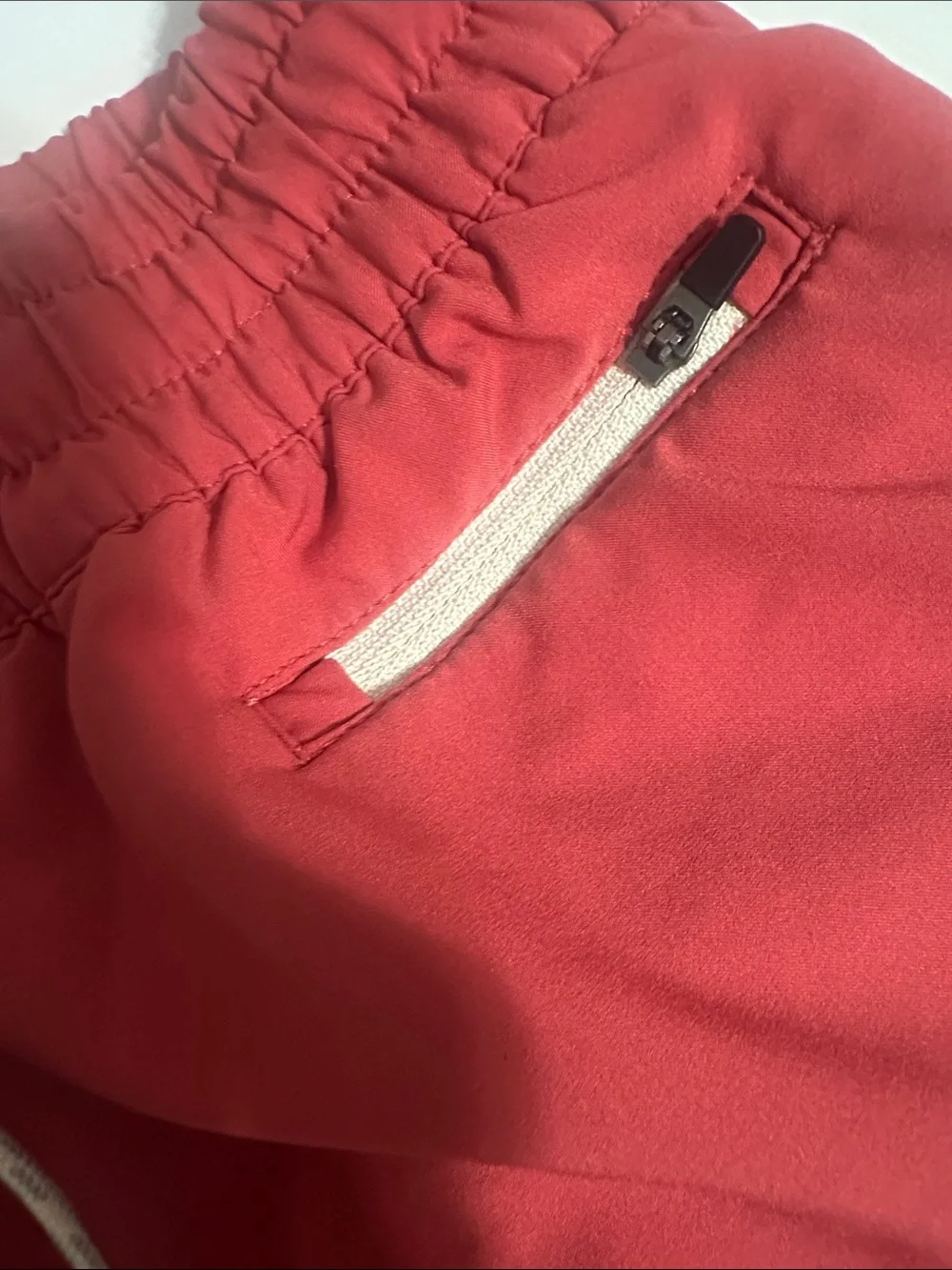 Vuori Athletic Drawstring Shorts with Zip Pocket sz XS